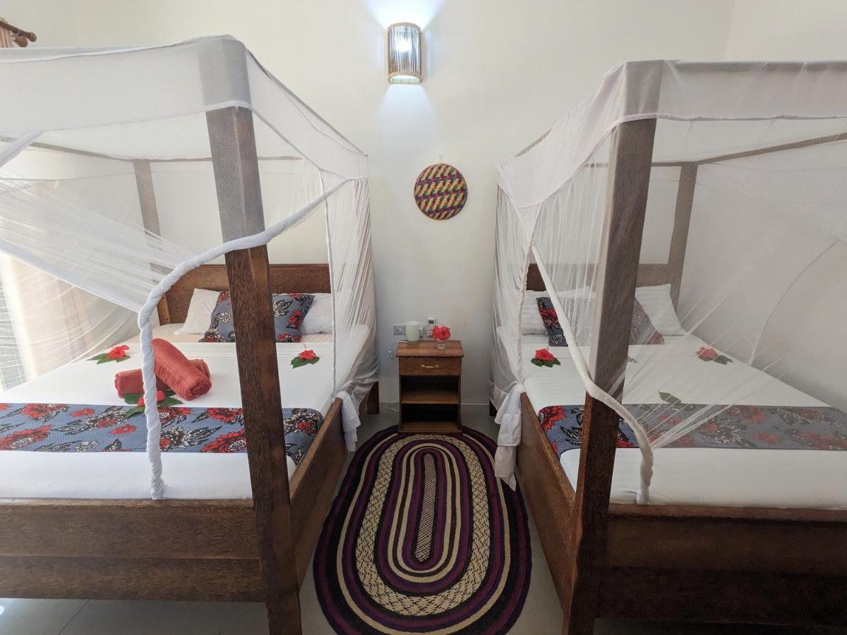 Mkadi Beach House Hotel Nungwi Buitenkant foto