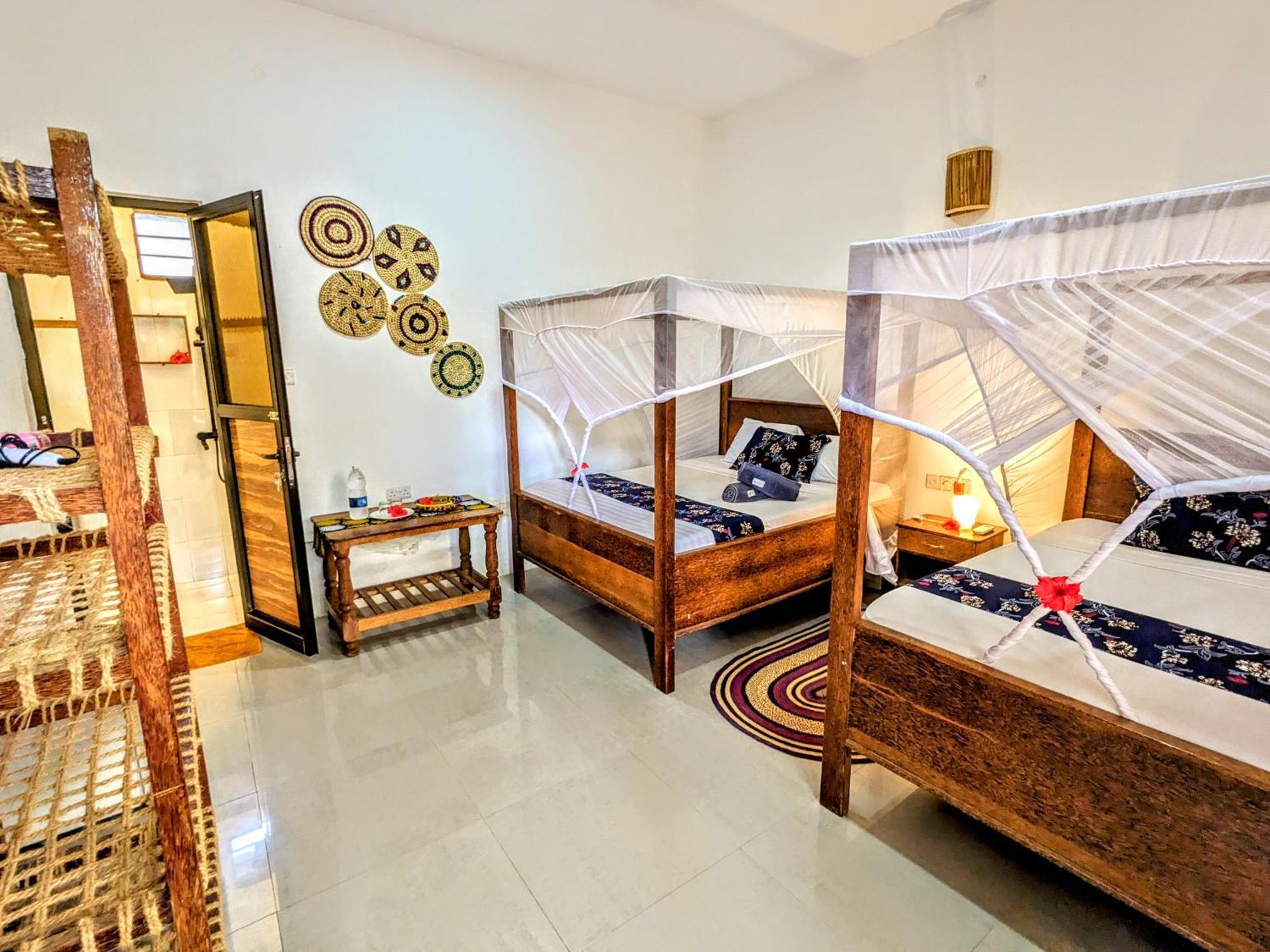 Mkadi Beach House Hotel Nungwi Buitenkant foto
