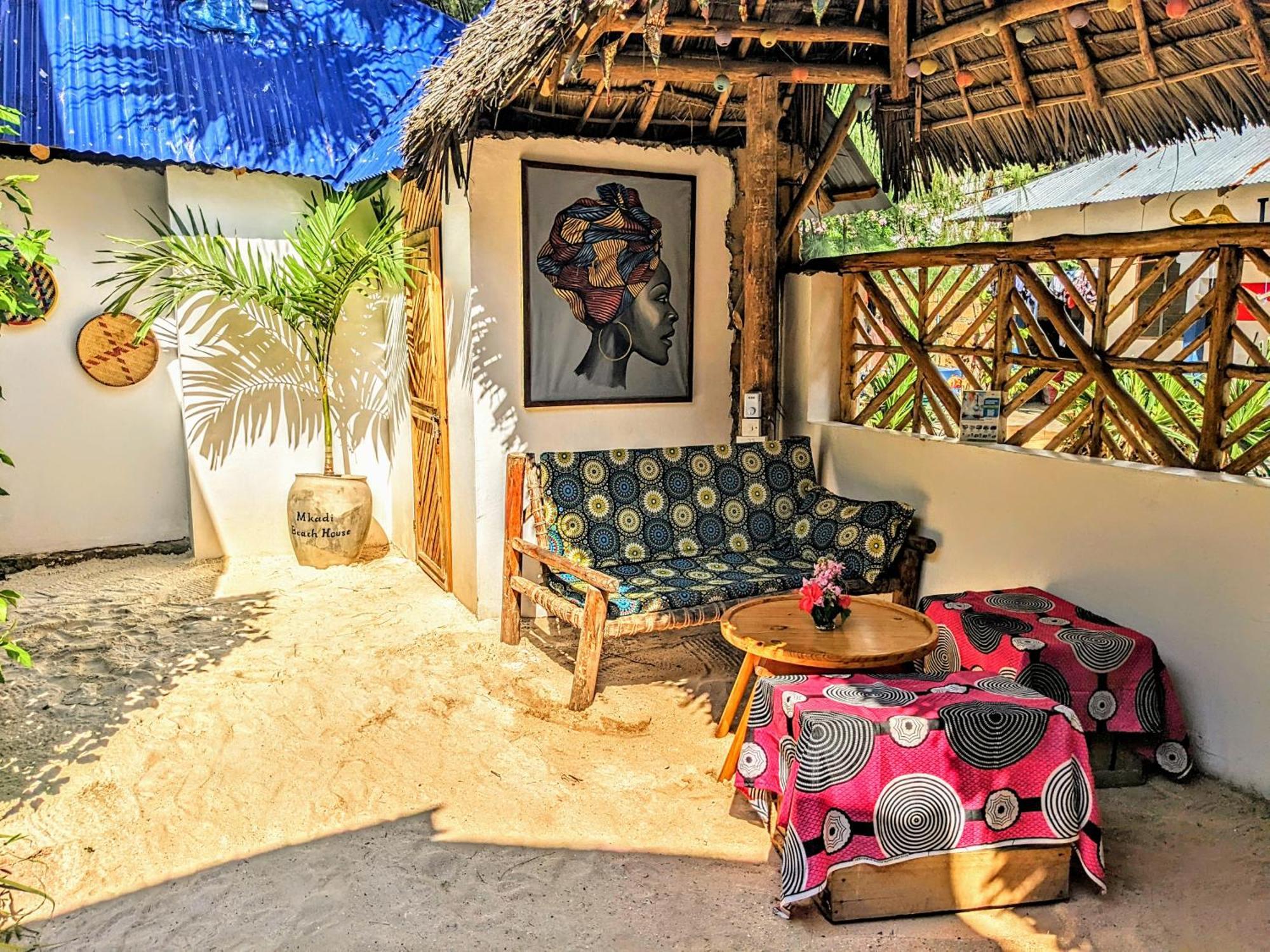 Mkadi Beach House Hotel Nungwi Buitenkant foto